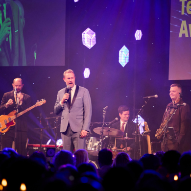 Alex Horne Band performing at the Tes School Awards